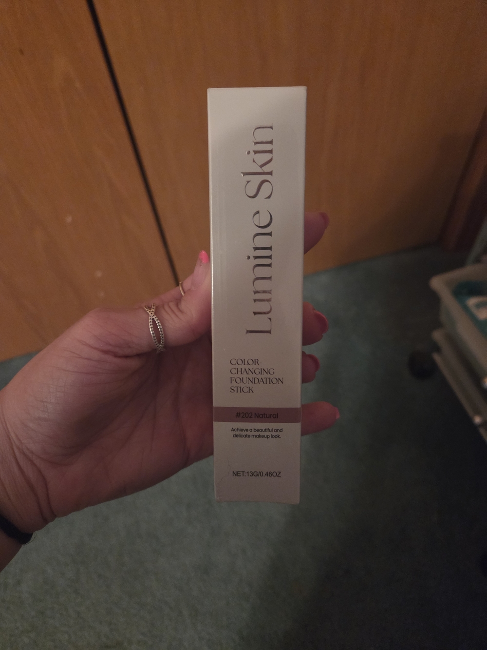 Color-Changing Foundation Stick - Natural (#202) - Cream